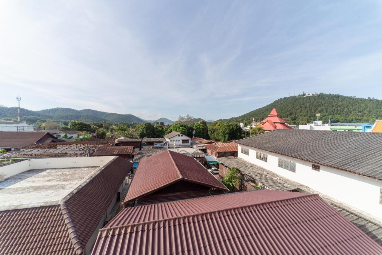 Saiyud Hostel Mae Hong Son Exterior foto